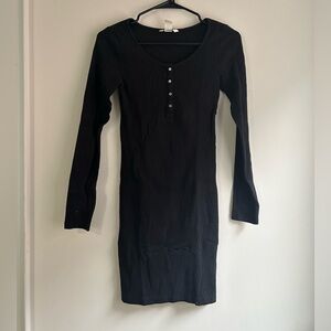H&M dress‎